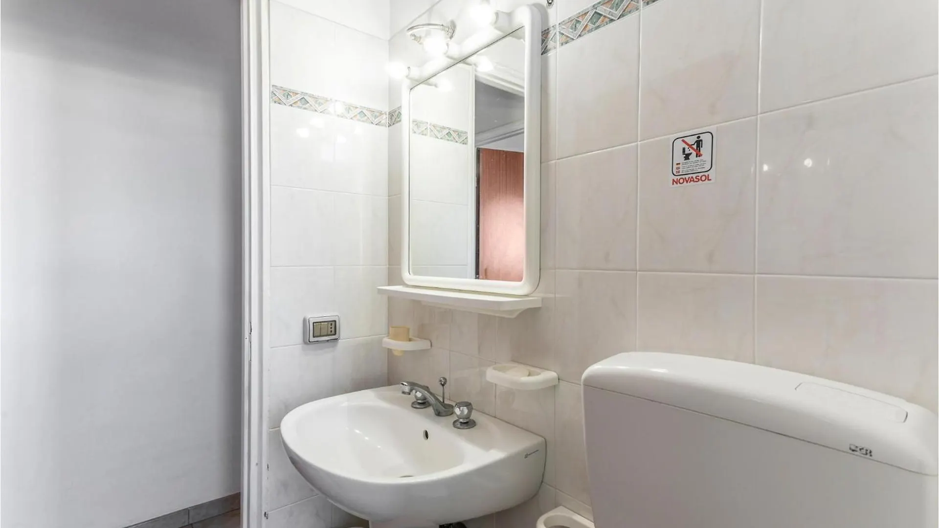 4 Bedroom Awesome Home In Santa Maria Del Focall Santa Maria Del Focallo Italy